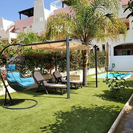 Bajo En Primera Linea De Vera-Playa Con Piscina Privada! المظهر الخارجي الصورة
