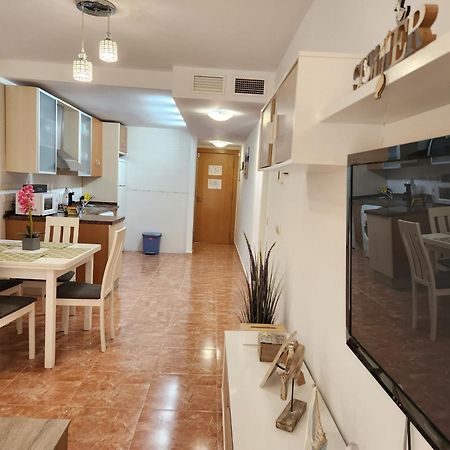 Bajo En Primera Linea De Vera-Playa Con Piscina Privada! المظهر الخارجي الصورة