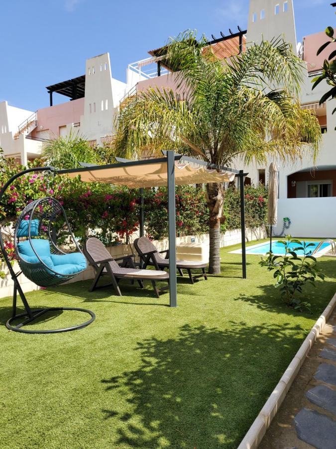 Bajo En Primera Linea De Vera-Playa Con Piscina Privada! المظهر الخارجي الصورة