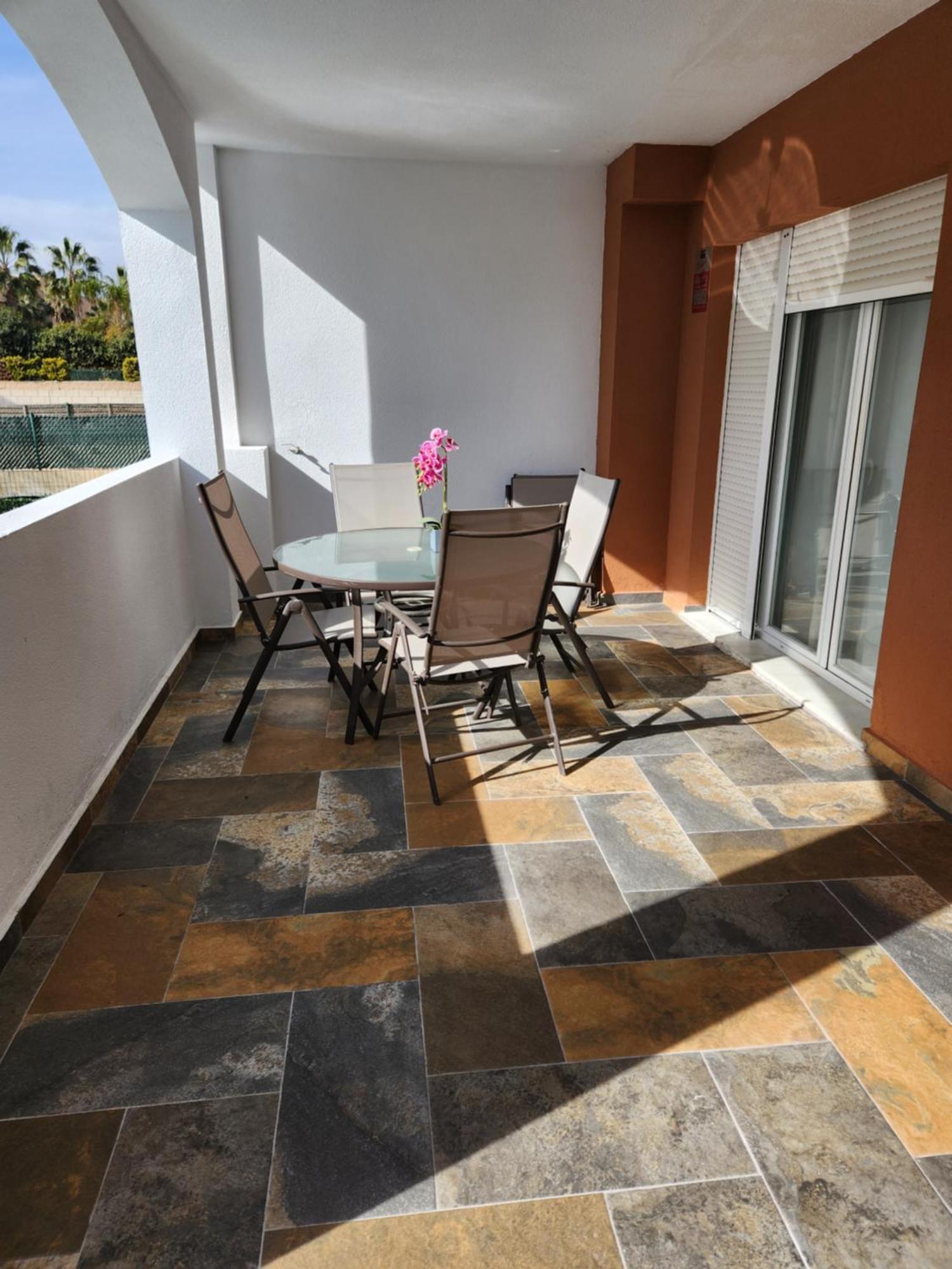 Bajo En Primera Linea De Vera-Playa Con Piscina Privada! المظهر الخارجي الصورة