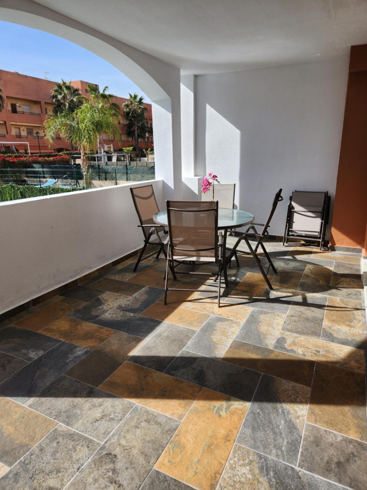 Bajo En Primera Linea De Vera-Playa Con Piscina Privada! المظهر الخارجي الصورة