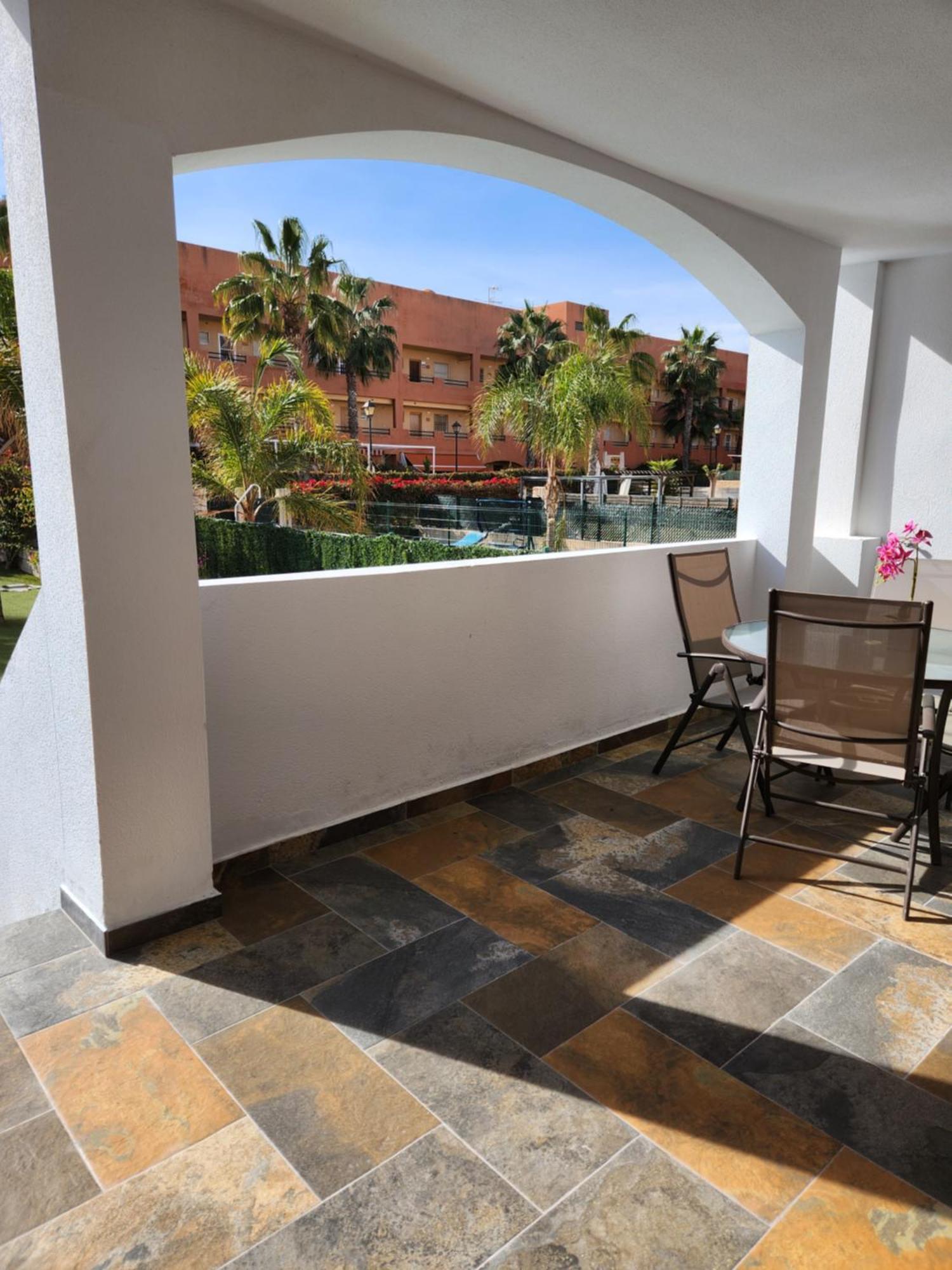 Bajo En Primera Linea De Vera-Playa Con Piscina Privada! المظهر الخارجي الصورة