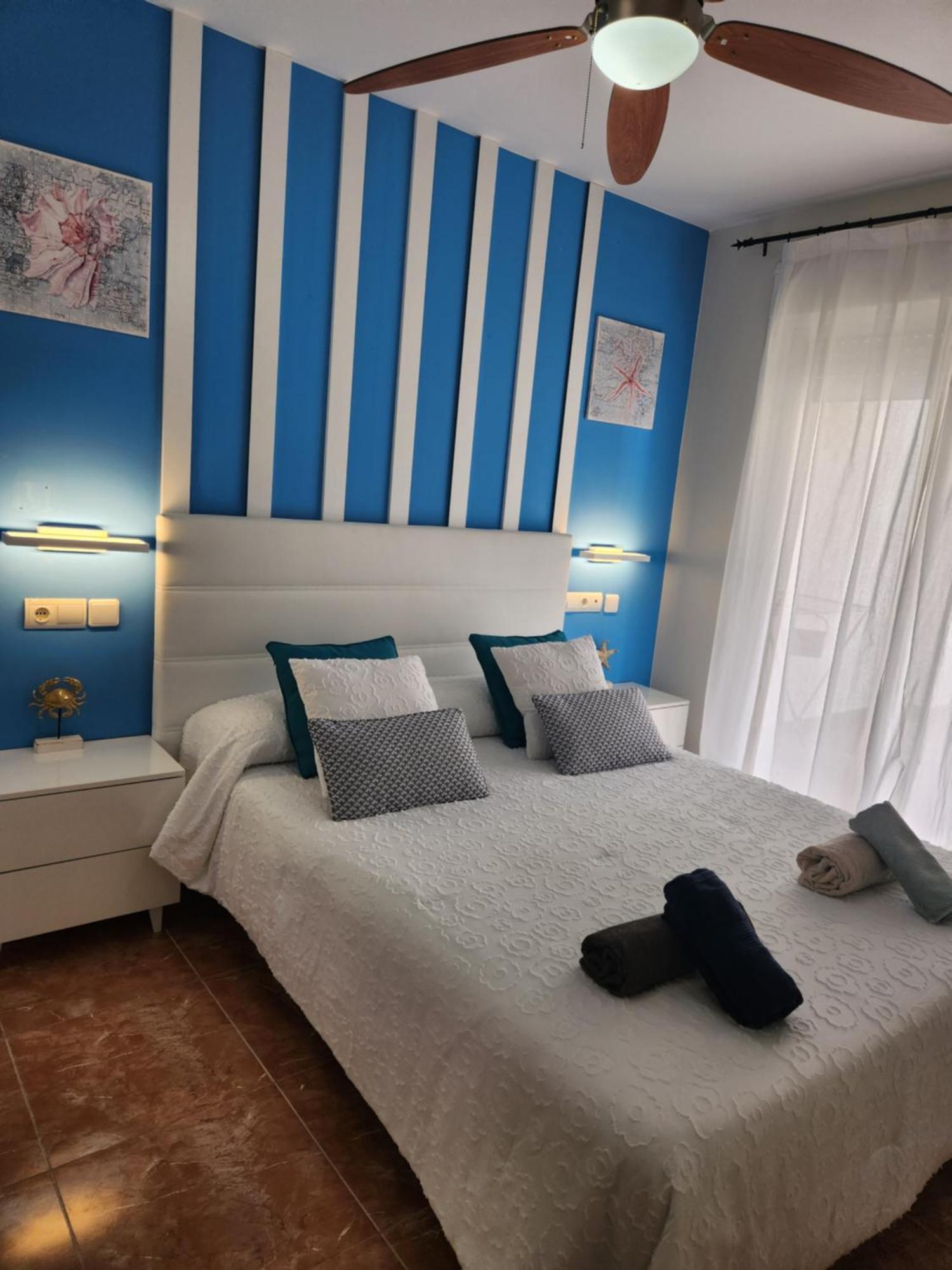 Bajo En Primera Linea De Vera-Playa Con Piscina Privada! المظهر الخارجي الصورة
