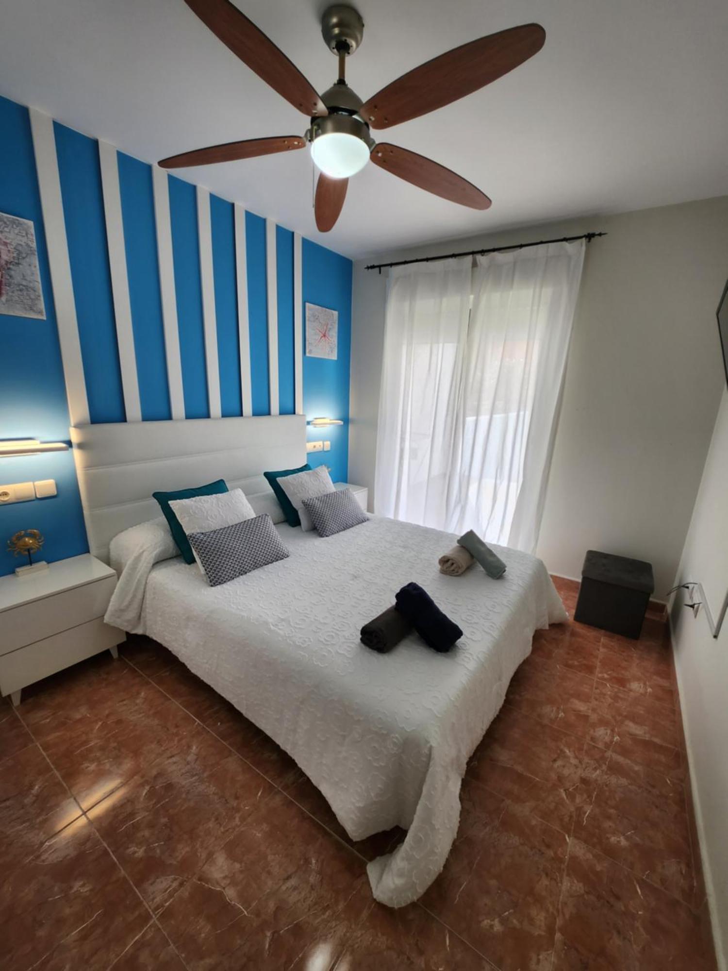 Bajo En Primera Linea De Vera-Playa Con Piscina Privada! المظهر الخارجي الصورة