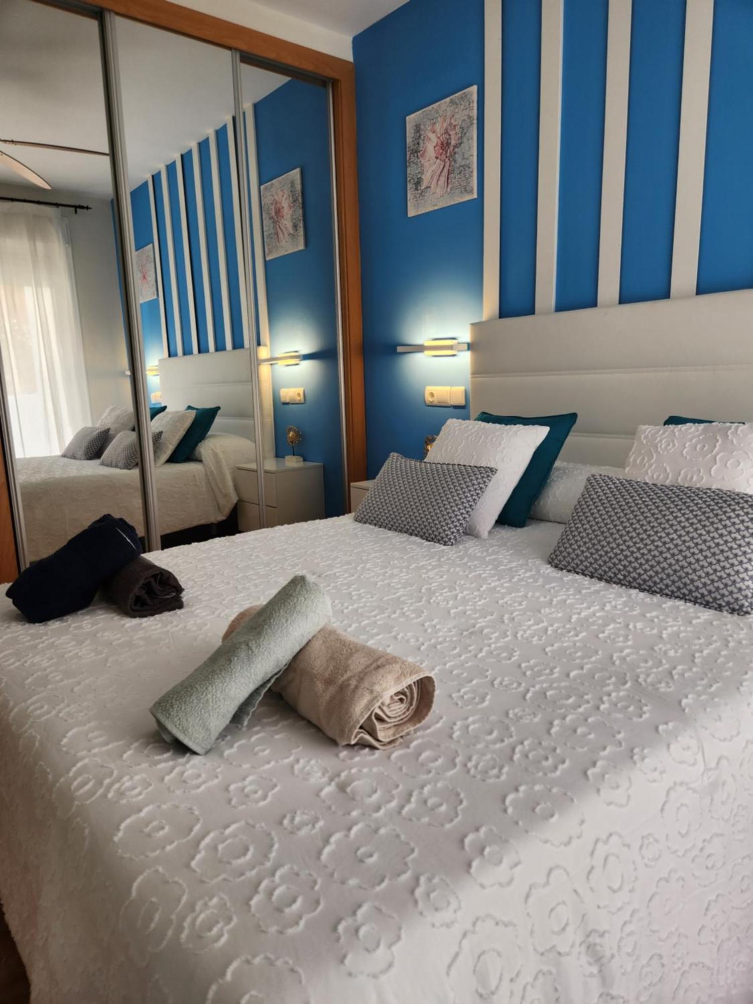 Bajo En Primera Linea De Vera-Playa Con Piscina Privada! المظهر الخارجي الصورة