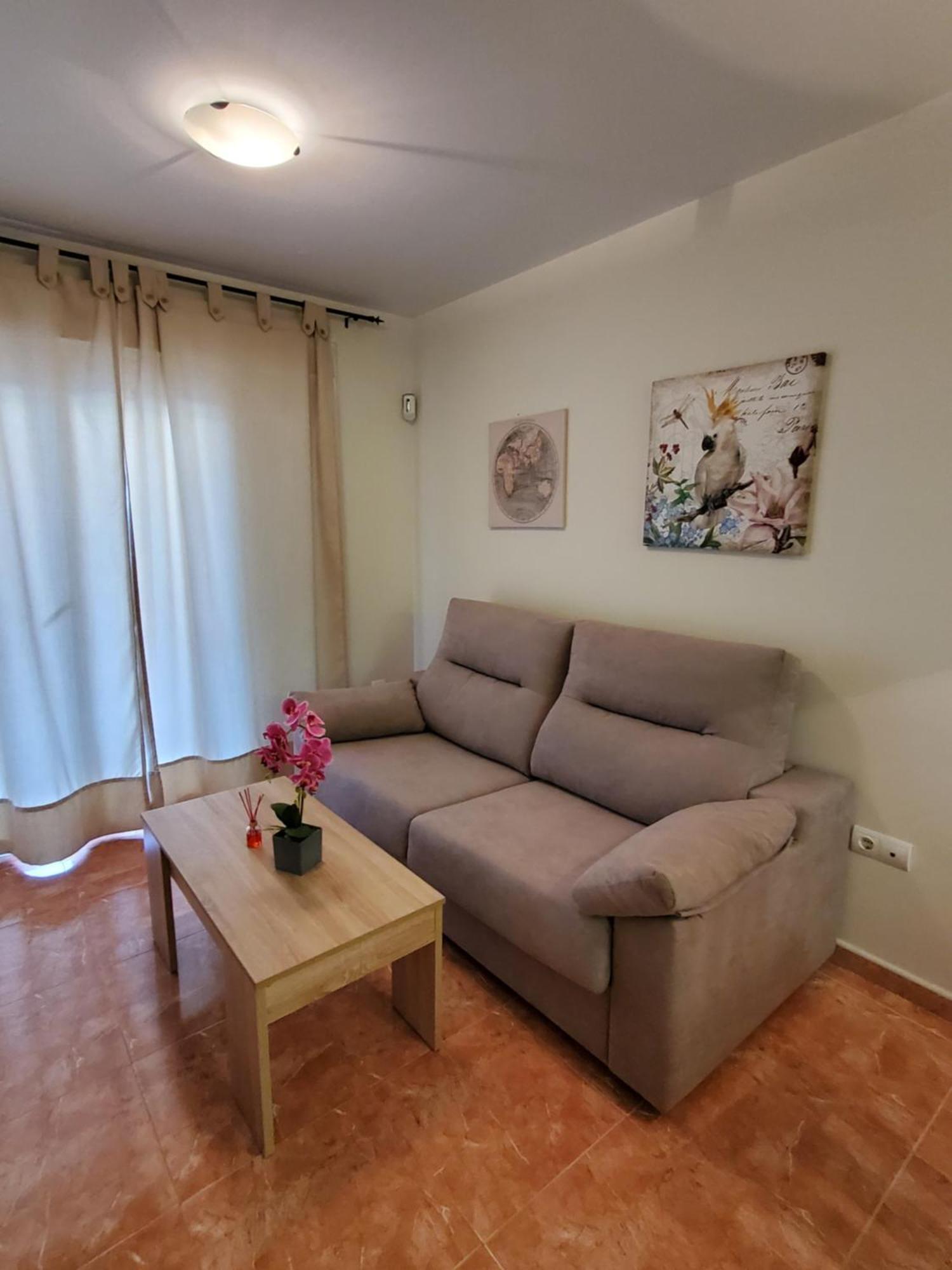 Bajo En Primera Linea De Vera-Playa Con Piscina Privada! الغرفة الصورة